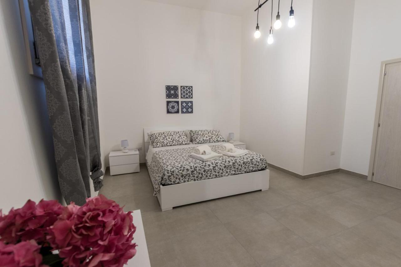Drooms. Felline المظهر الخارجي الصورة